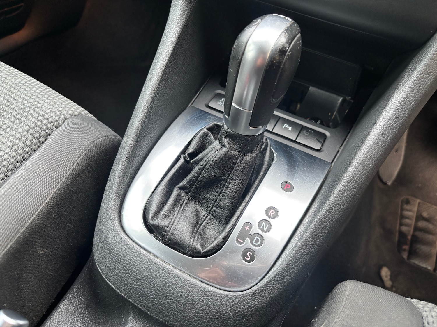 Used Volkswagen Golf 2012 for sale - 76404424: Photo 12