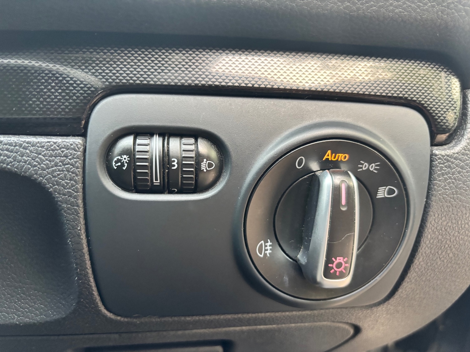 Used Volkswagen Golf 2012 for sale - 76404424: Photo 9