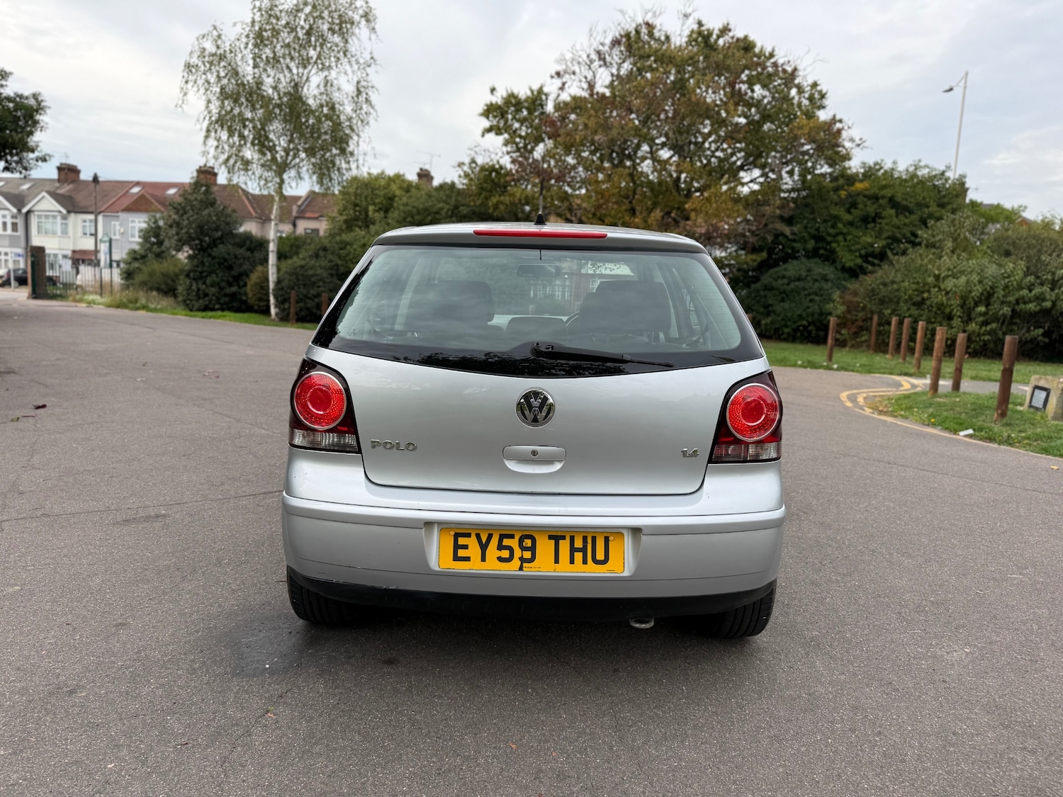 Used Volkswagen Polo 2009 for sale - 76145809: Photo 6