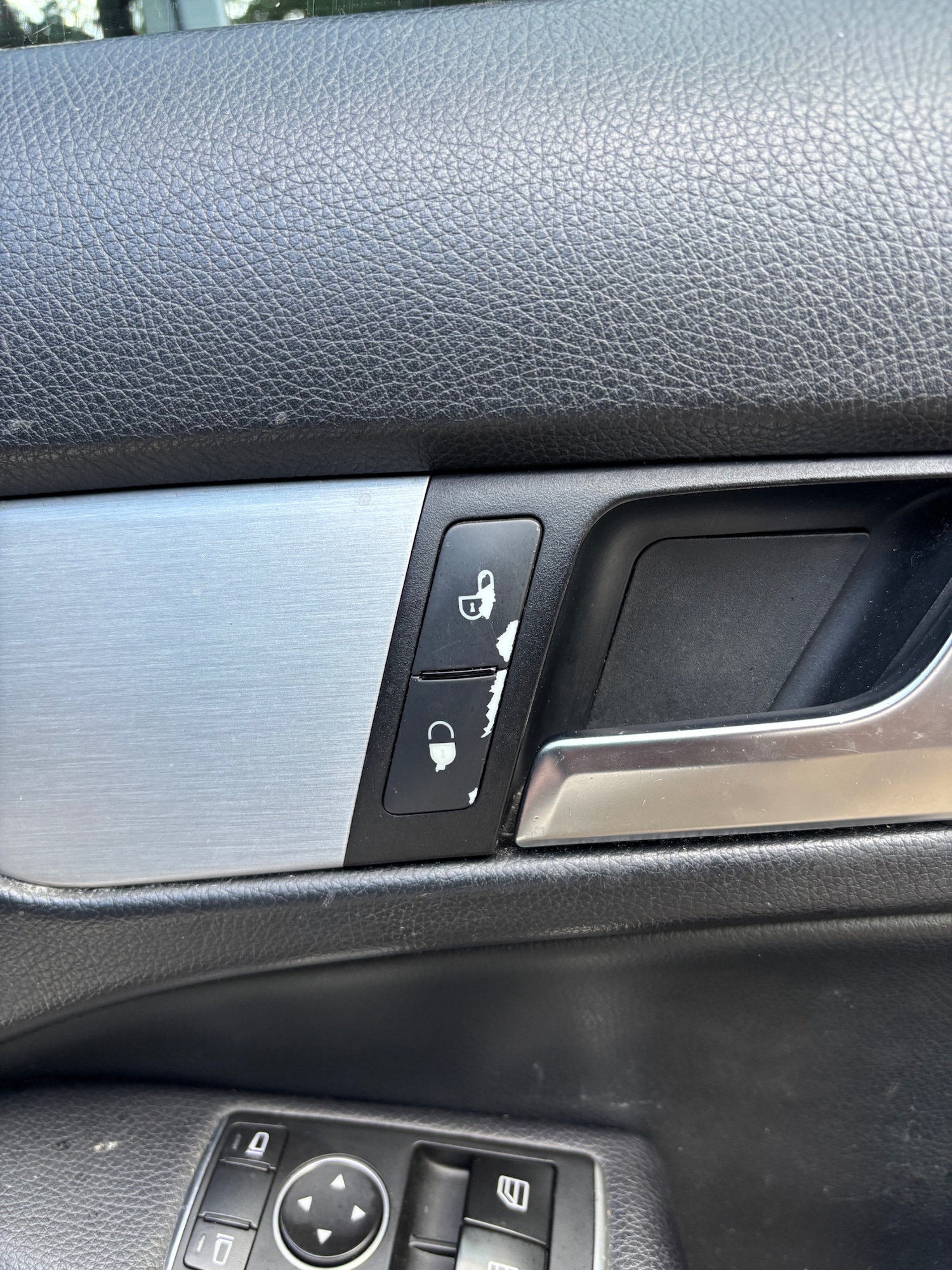 Used Mercedes-Benz C Class 2011 for sale - 76404531: Photo 12