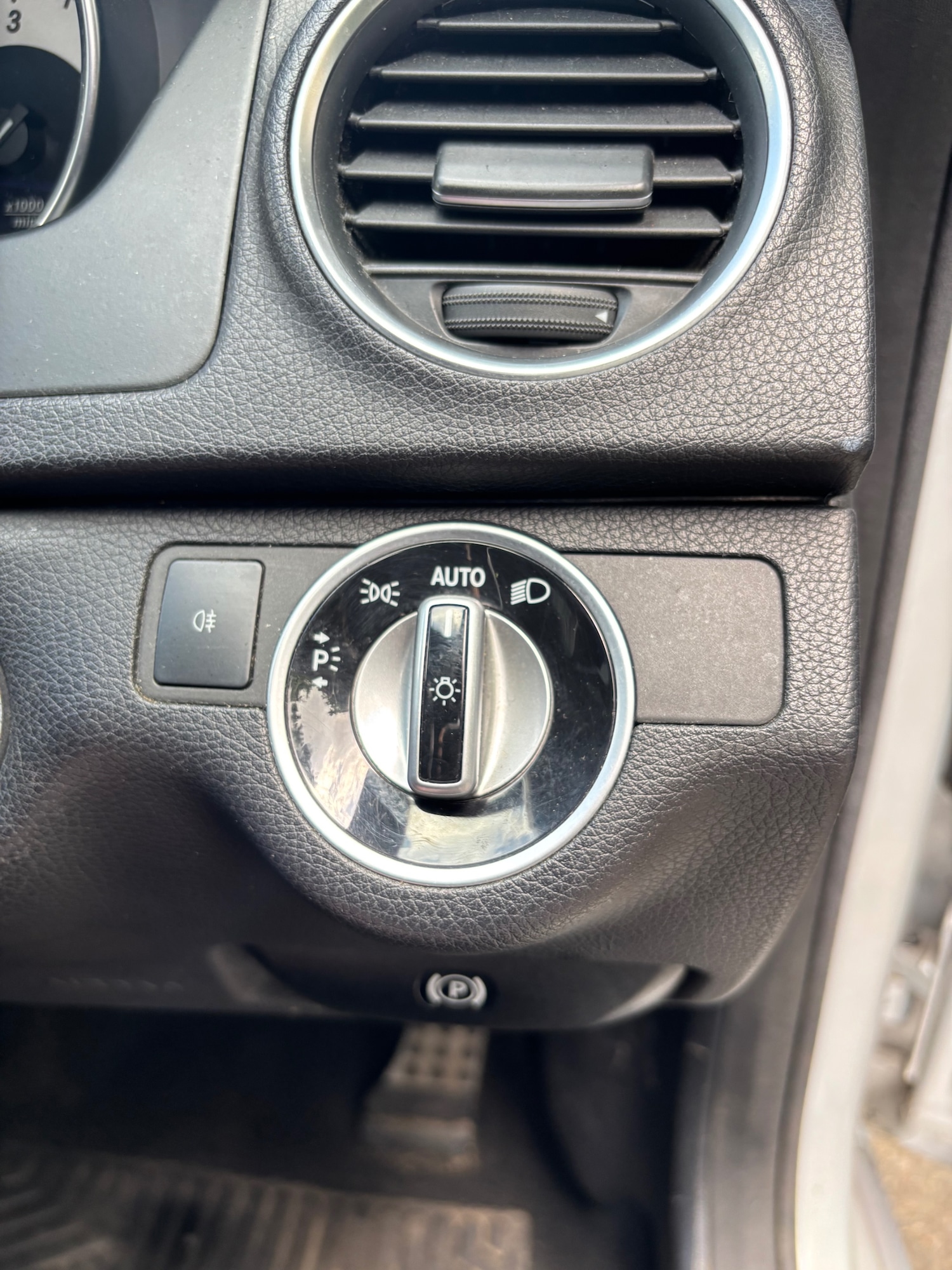 Used Mercedes-Benz C Class 2011 for sale - 76404531: Photo 13