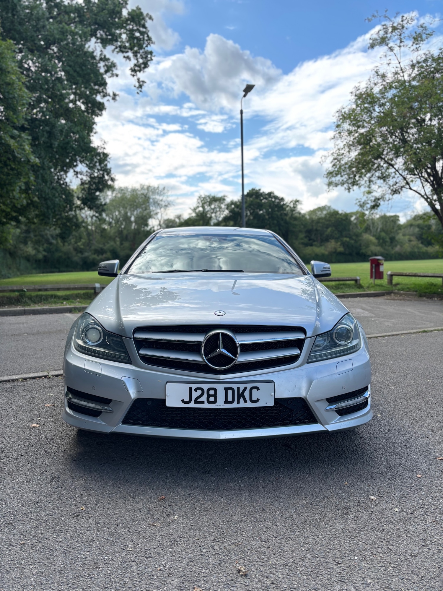 Used Mercedes-Benz C Class 2011 for sale - 76404531: Photo 2