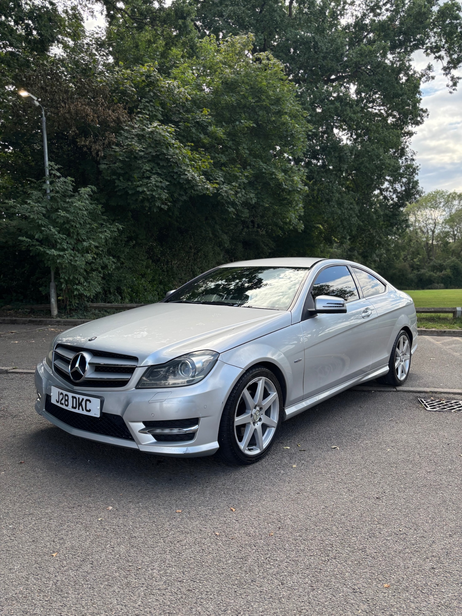 Used Mercedes-Benz C Class 2011 for sale - 76404531: Photo 3