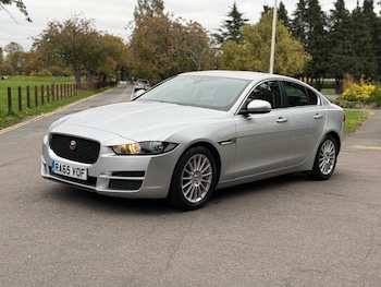 Used Jaguar XE 2015 for sale - 76257980: Photo 3