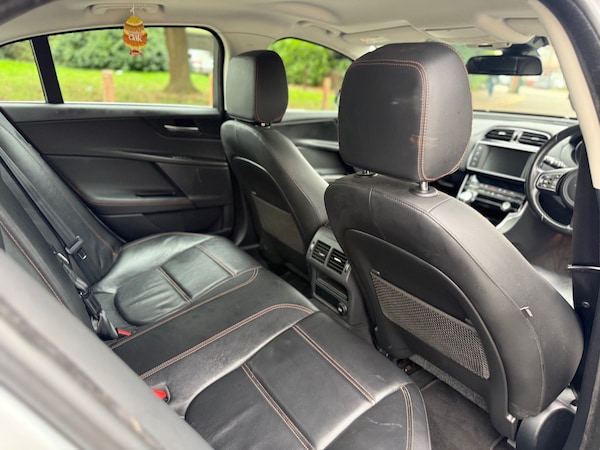 Used Jaguar XE 2015 for sale - 76257980: Photo 9