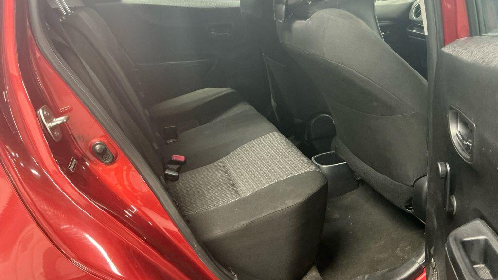 Used Toyota Yaris 2013 for sale - 76349575: Photo 9