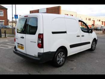 Used Peugeot Partner 2017 for sale - 70417803: Photo