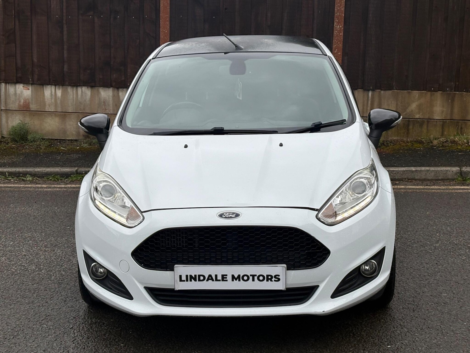 Used Ford Fiesta 2014 for sale - 78043268: Photo 2