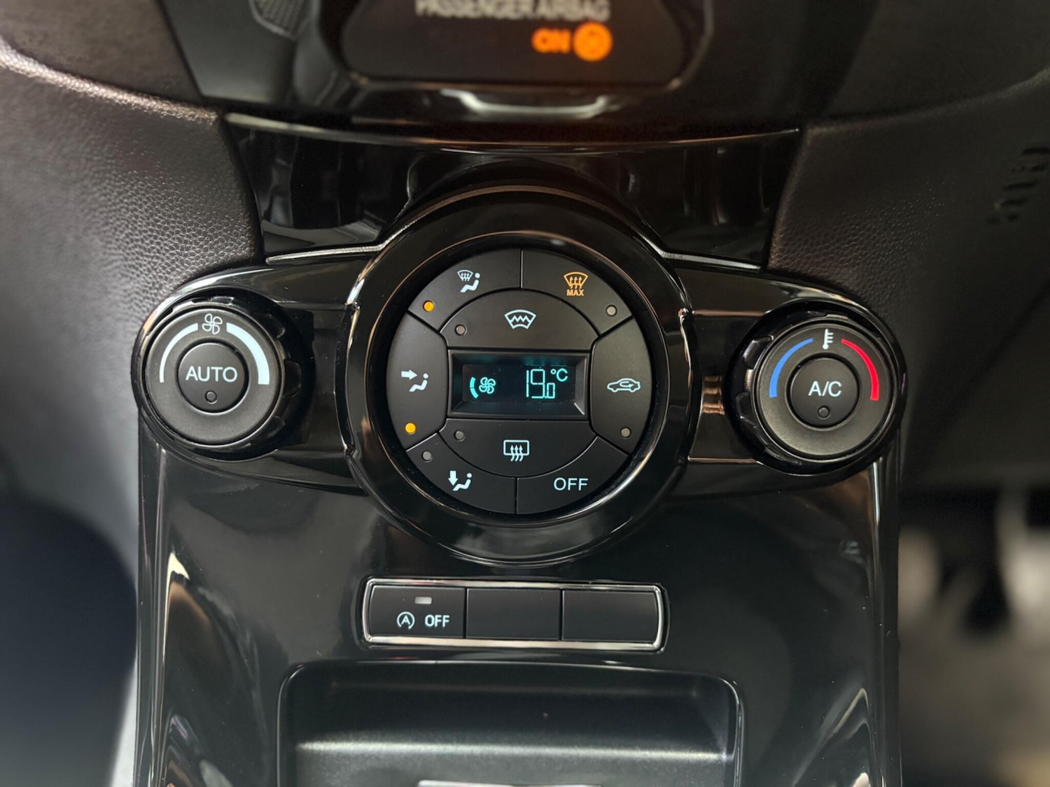 Used Ford Fiesta 2014 for sale - 78043268: Photo 39