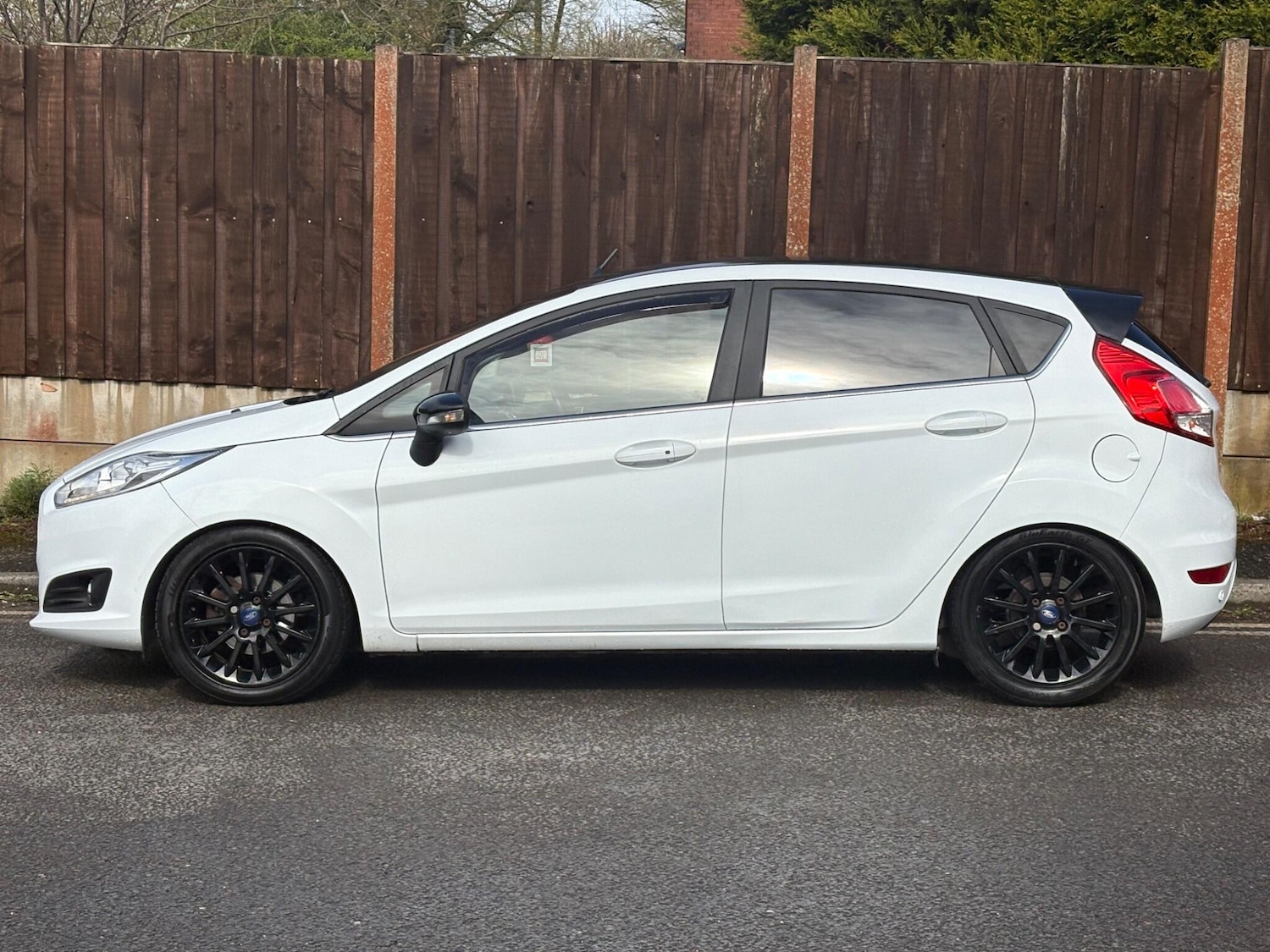 Used Ford Fiesta 2014 for sale - 78043268: Photo 4