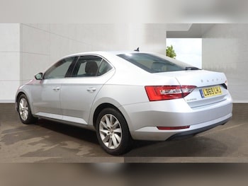 Used Skoda Superb 2019 for sale - 78159174: Photo