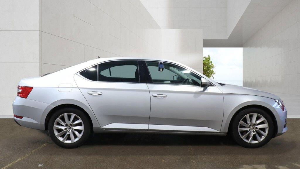 Used Skoda Superb 2019 for sale - 78159174: Photo 6