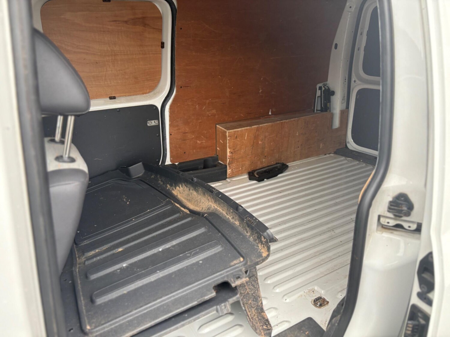 Used Volkswagen Caddy 2013 for sale - 78043298: Photo 41