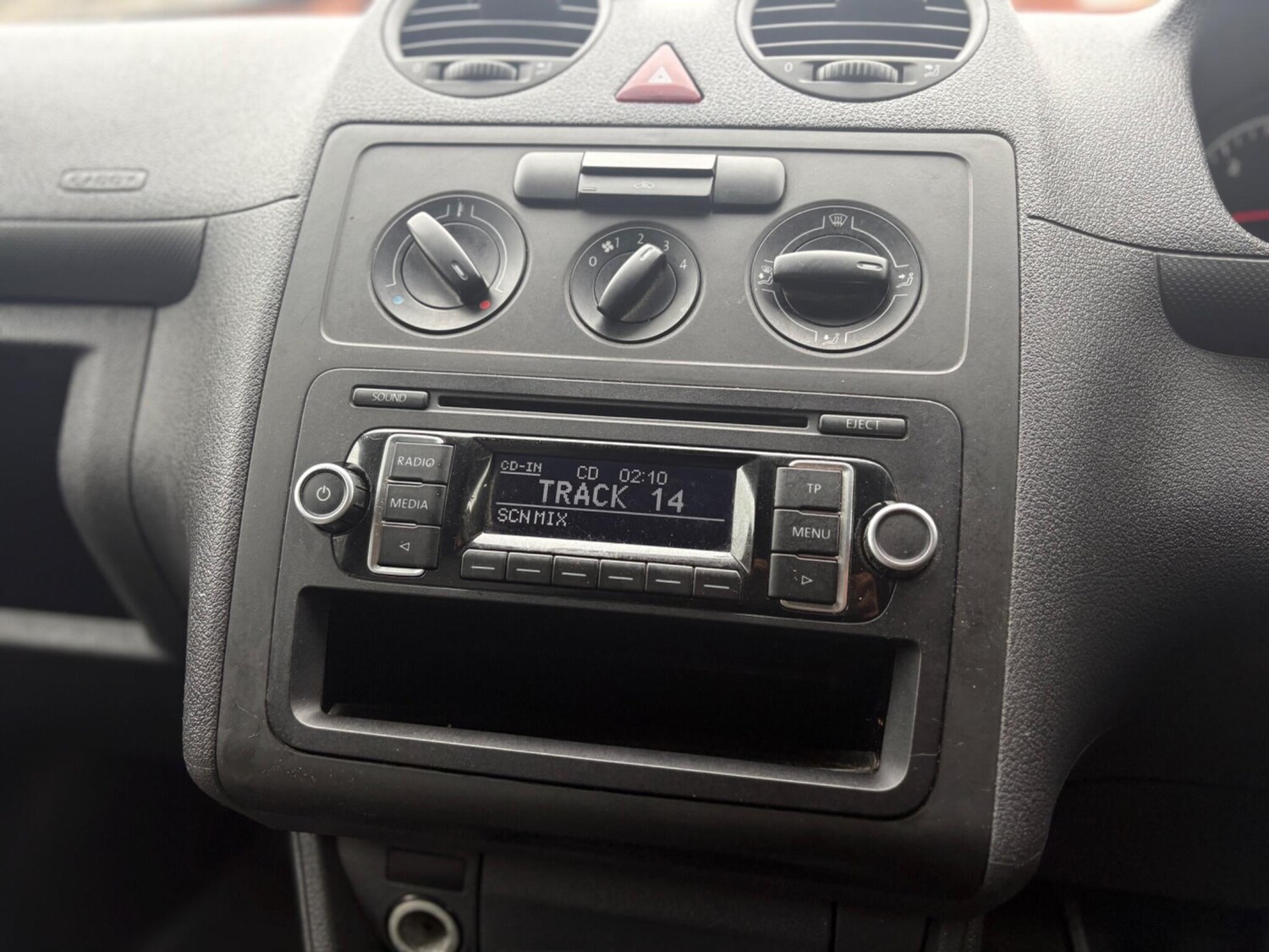 Used Volkswagen Caddy 2013 for sale - 78043298: Photo 49