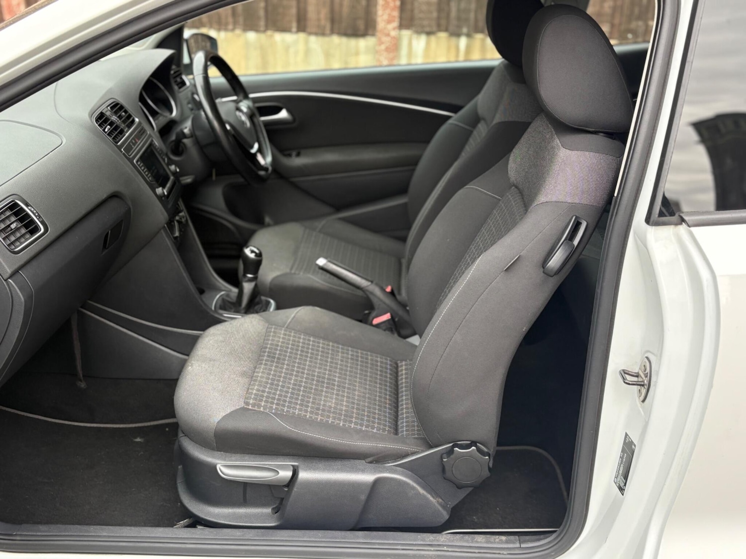 Used Volkswagen Polo 2014 for sale - 78043305: Photo 25