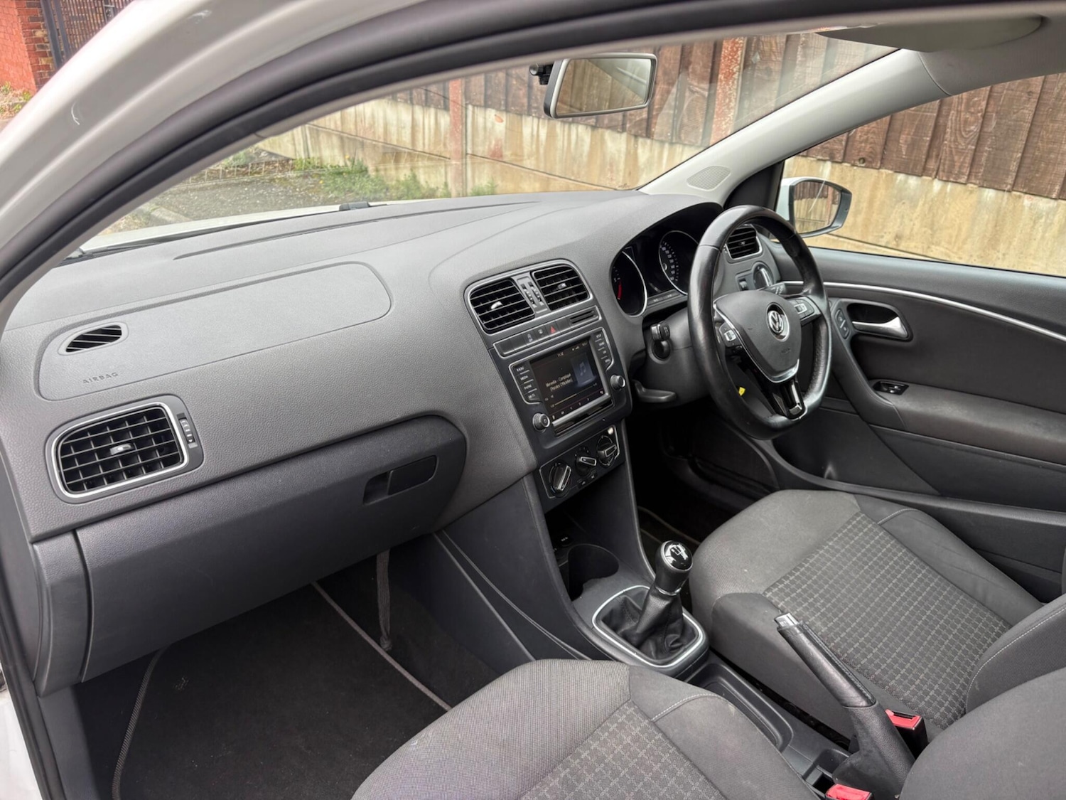 Used Volkswagen Polo 2014 for sale - 78043305: Photo 27