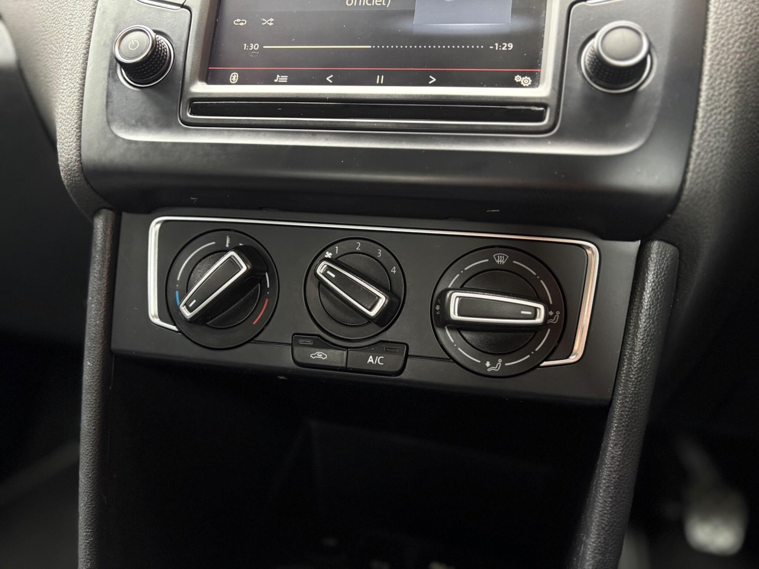 Used Volkswagen Polo 2014 for sale - 78043305: Photo 65