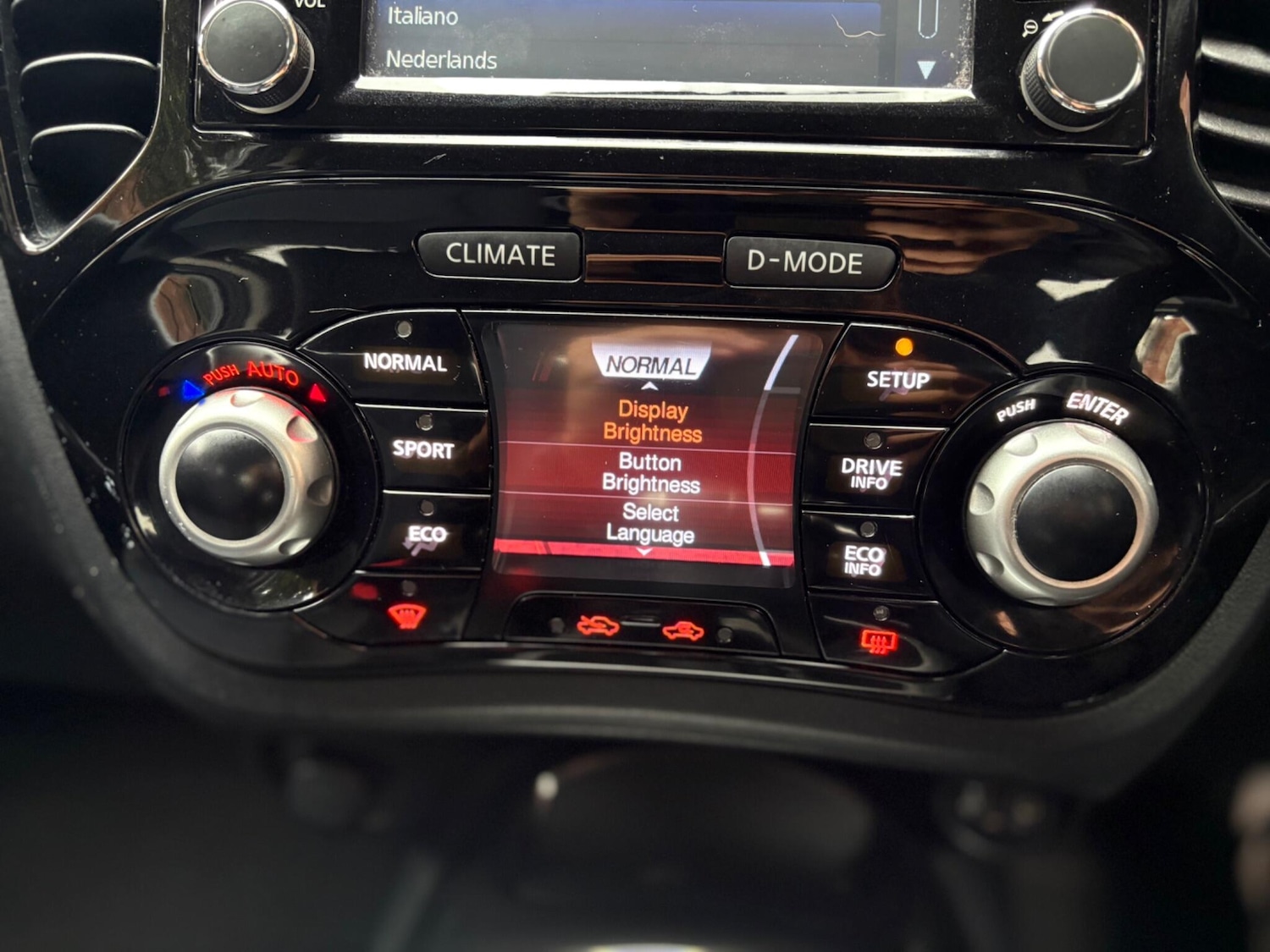 Used Nissan Juke 2014 for sale - 78043297: Photo 59