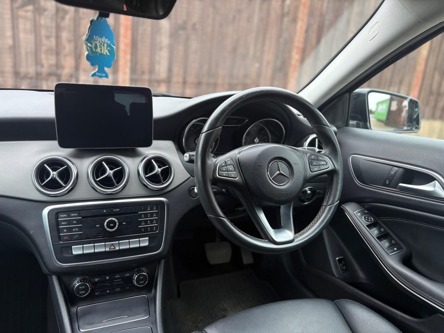 Used Mercedes-Benz GLA 2017 for sale - 78043304: Photo 25