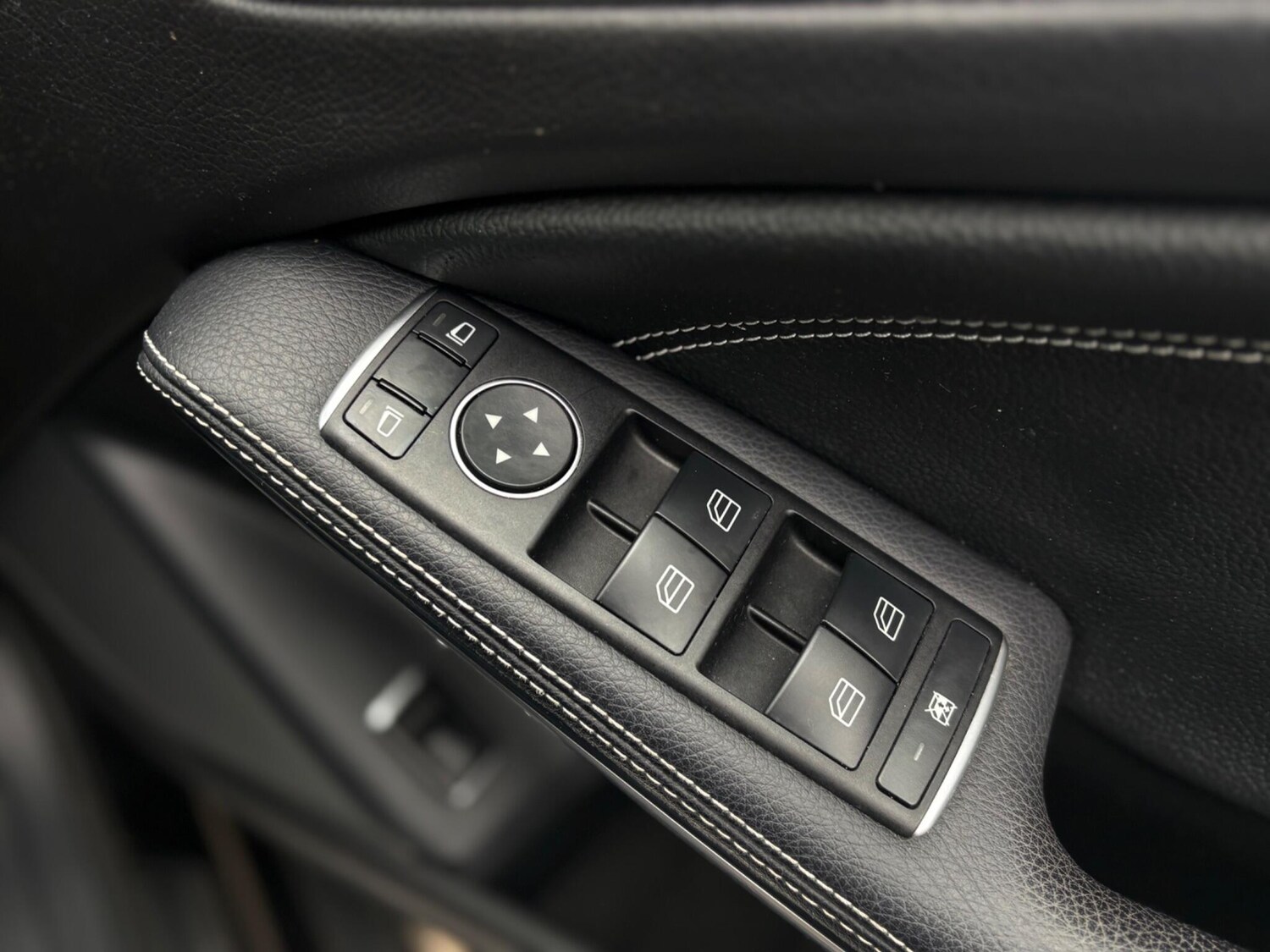 Used Mercedes-Benz GLA 2017 for sale - 78043304: Photo 48