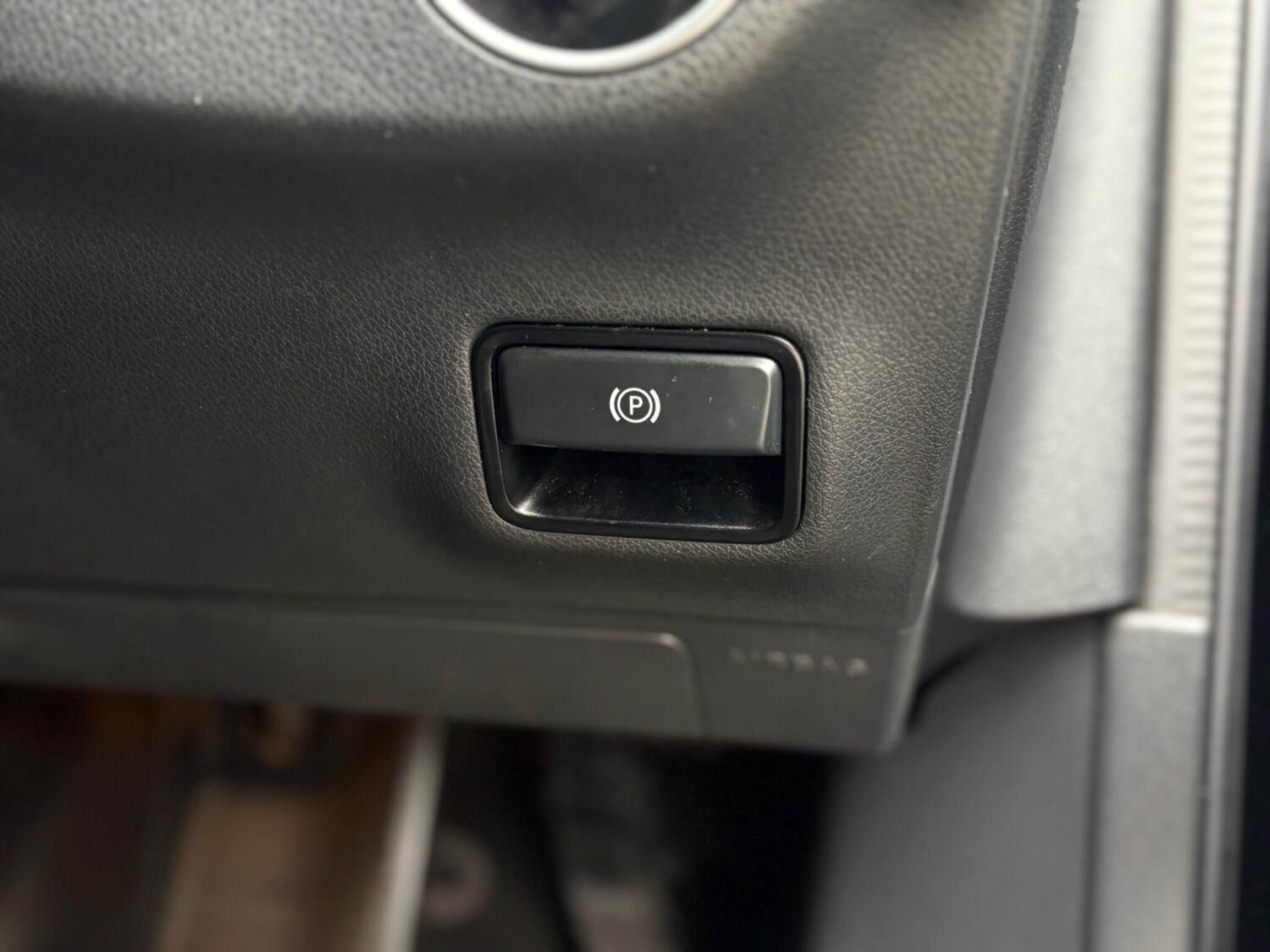 Used Mercedes-Benz GLA 2017 for sale - 78043304: Photo 51