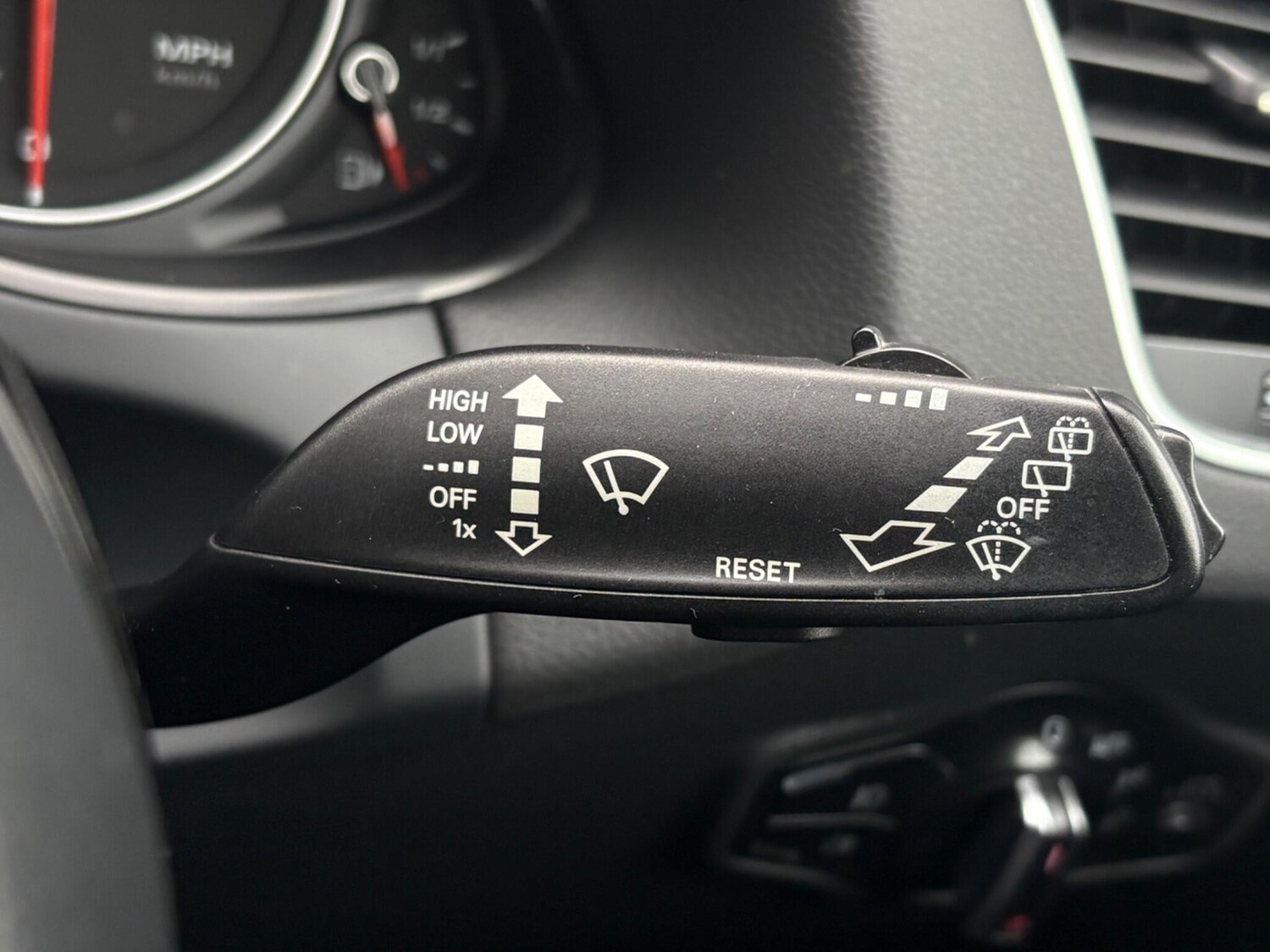 Used Audi Q5 2012 for sale - 78043312: Photo 45