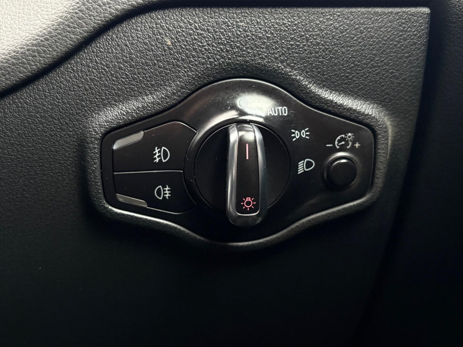 Used Audi Q5 2012 for sale - 78043312: Photo 60