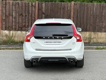 Used Volvo V60 2014 for sale - 79710215: Photo