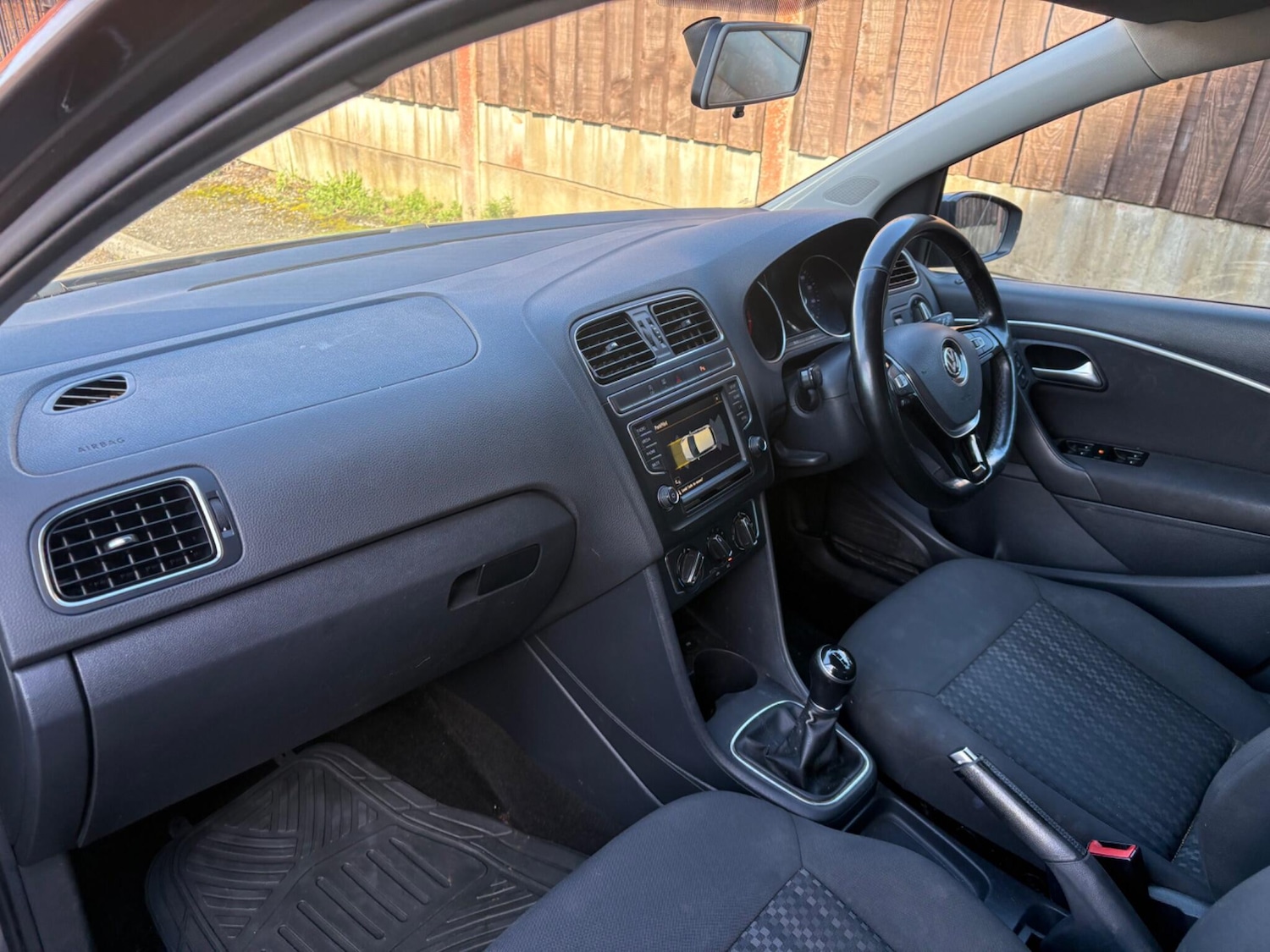 Used Volkswagen Polo 2016 for sale - 78043292: Photo 29