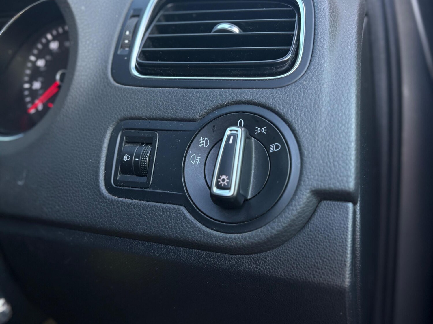 Used Volkswagen Polo 2016 for sale - 78043292: Photo 72