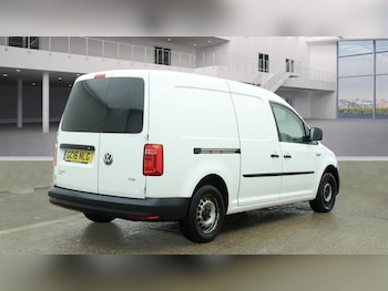 Used Volkswagen Caddy Maxi 2016 for sale - 78043293: Photo