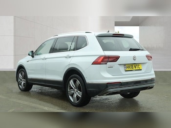 Used Volkswagen Tiguan Allspace 2018 for sale - 78145743: Photo