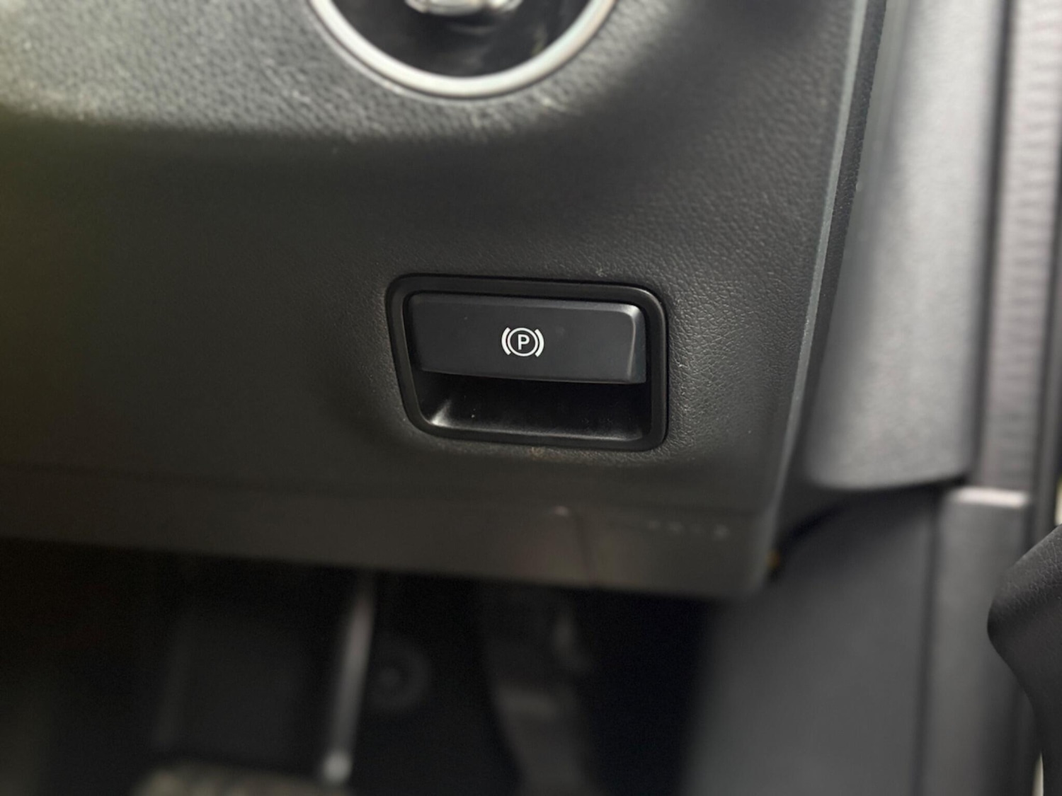 Used Mercedes-Benz GLA 2016 for sale - 78043301: Photo 56