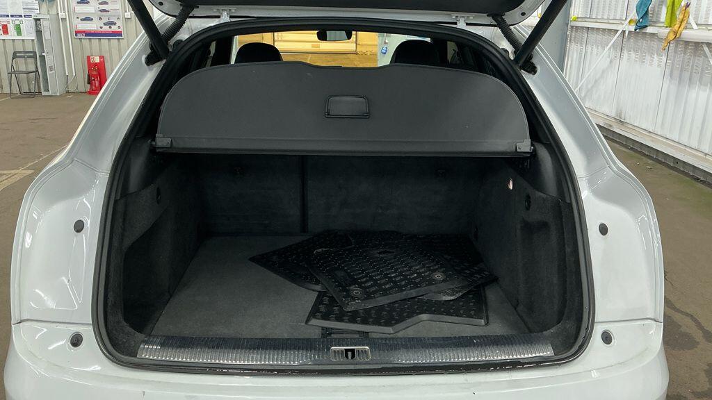 Used Audi Q3 2017 for sale - 78043295: Photo 10