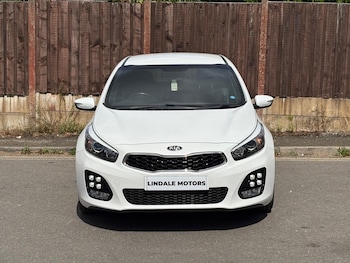 Used Kia Ceed 2015 for sale - 79522502: Photo