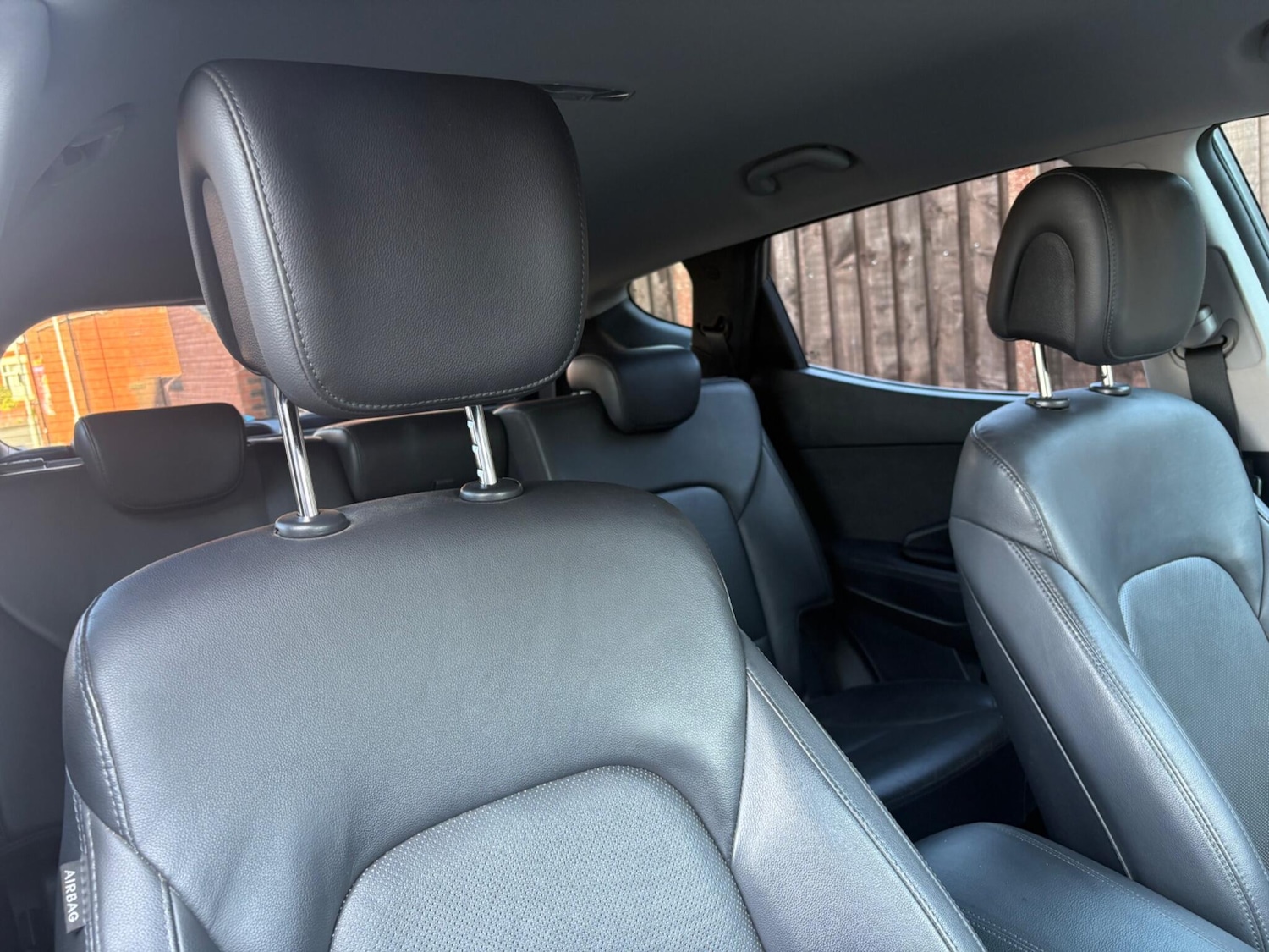 Used Hyundai Santa Fe 2017 for sale - 78043321: Photo 17