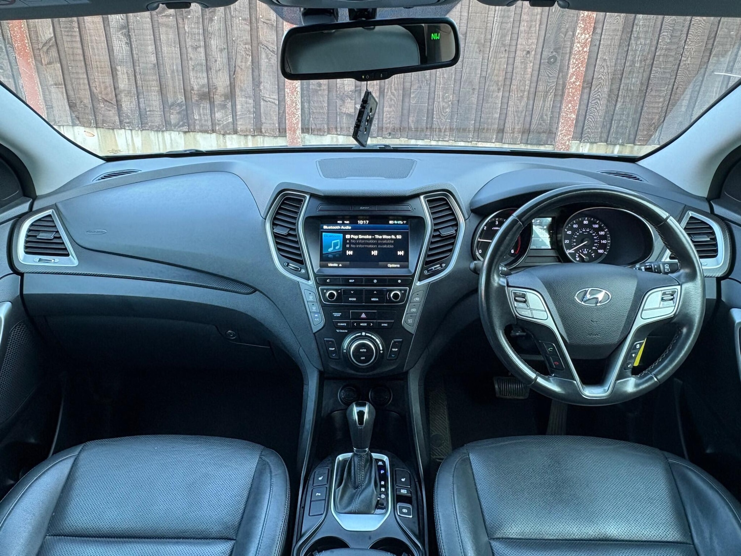 Used Hyundai Santa Fe 2017 for sale - 78043321: Photo 27