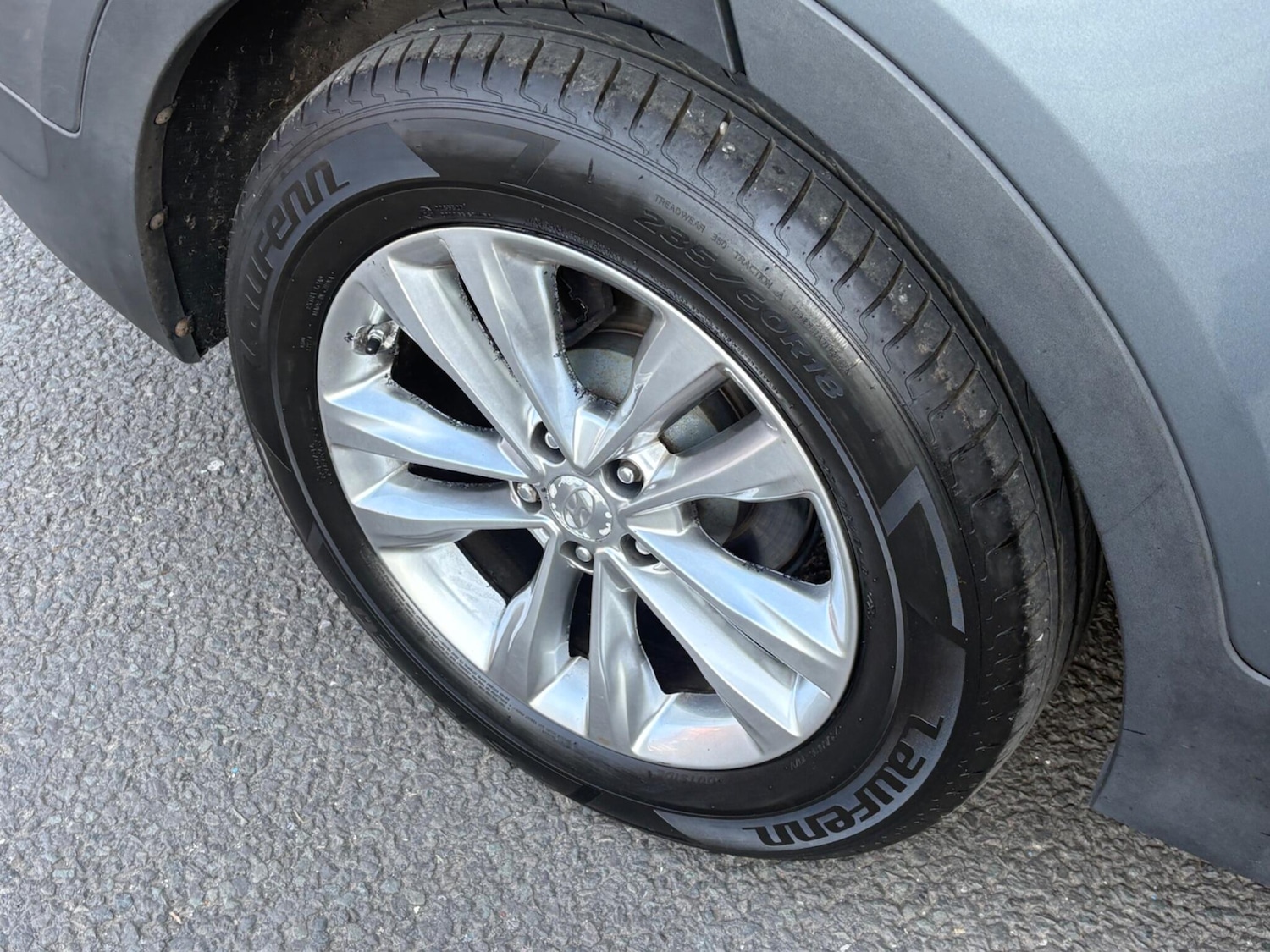 Used Hyundai Santa Fe 2017 for sale - 78043321: Photo 64