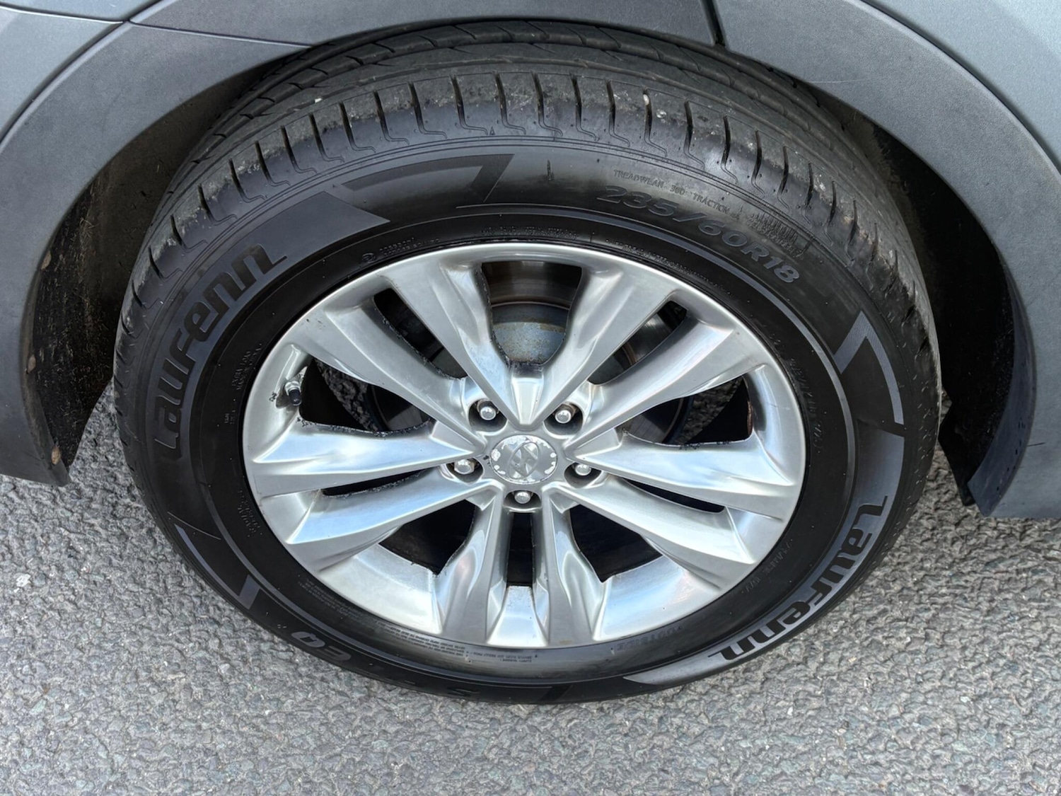 Used Hyundai Santa Fe 2017 for sale - 78043321: Photo 65