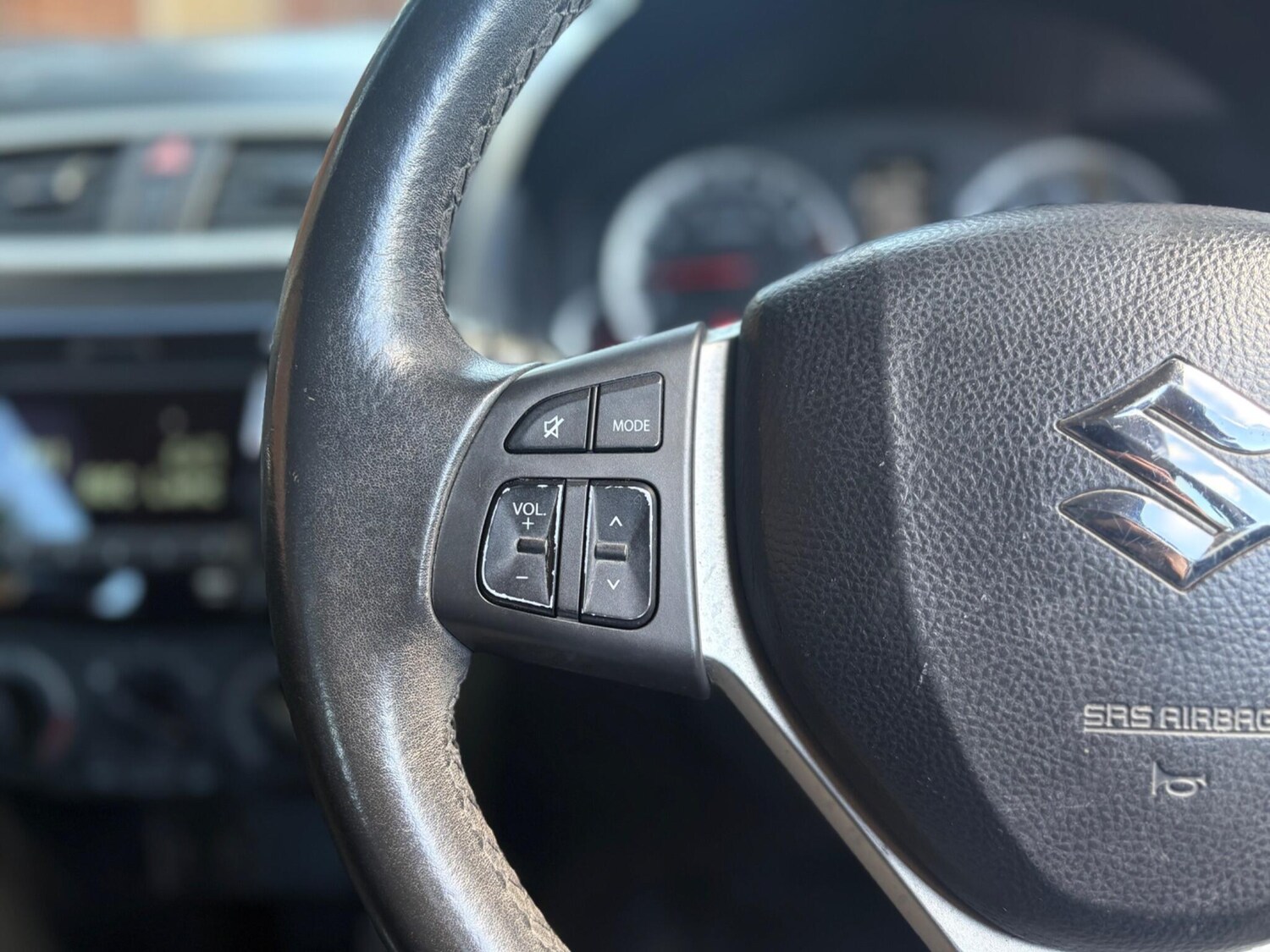 Used Suzuki Swift 2012 for sale - 78122237: Photo 35