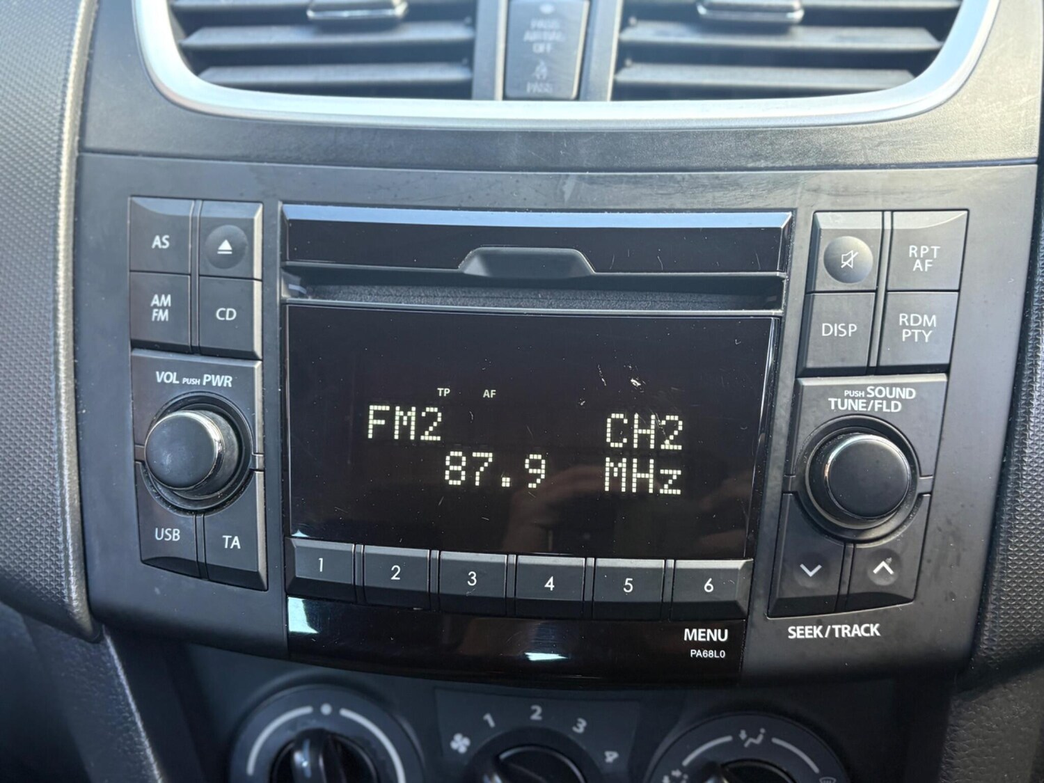 Used Suzuki Swift 2012 for sale - 78122237: Photo 39