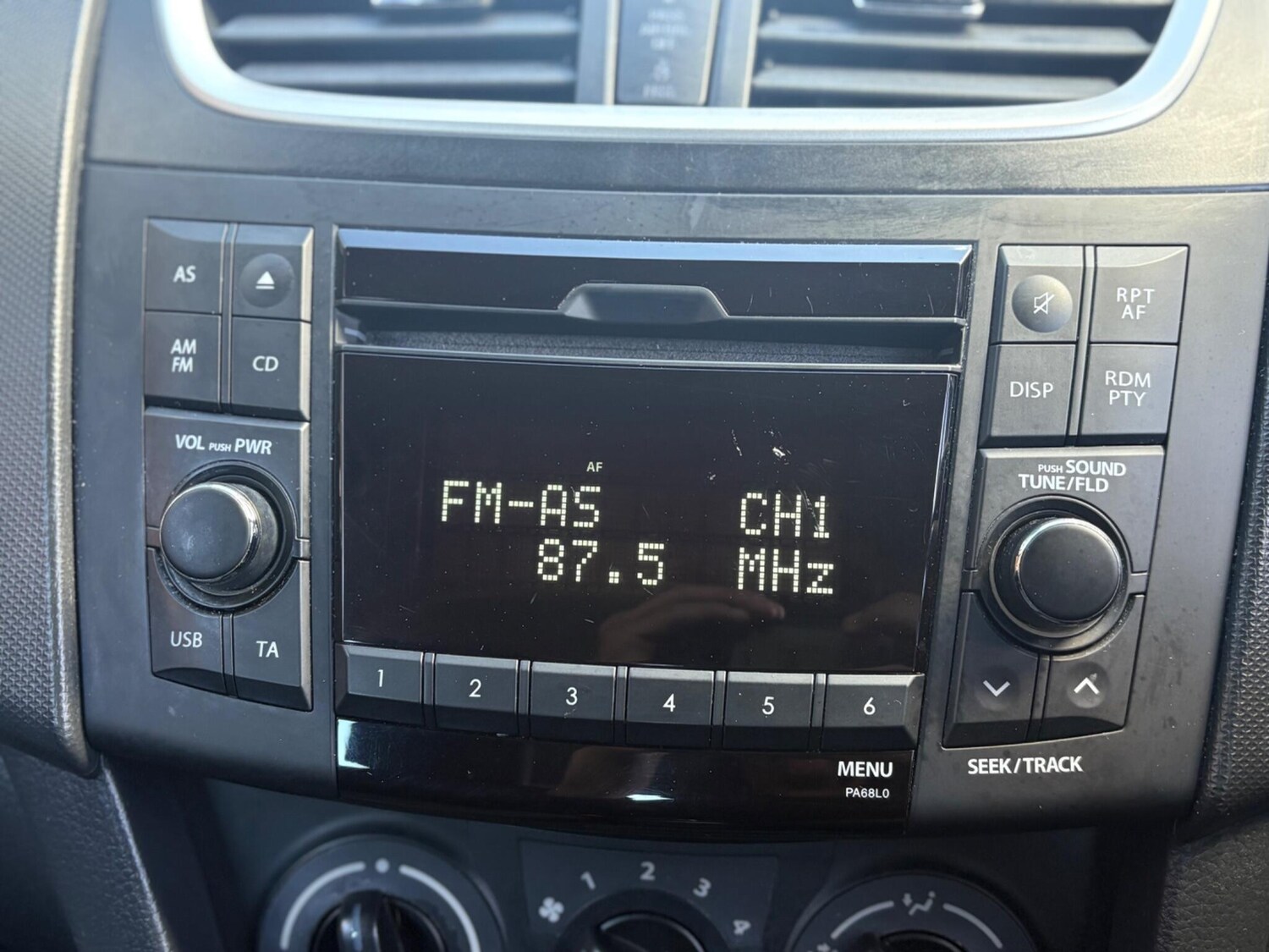 Used Suzuki Swift 2012 for sale - 78122237: Photo 42