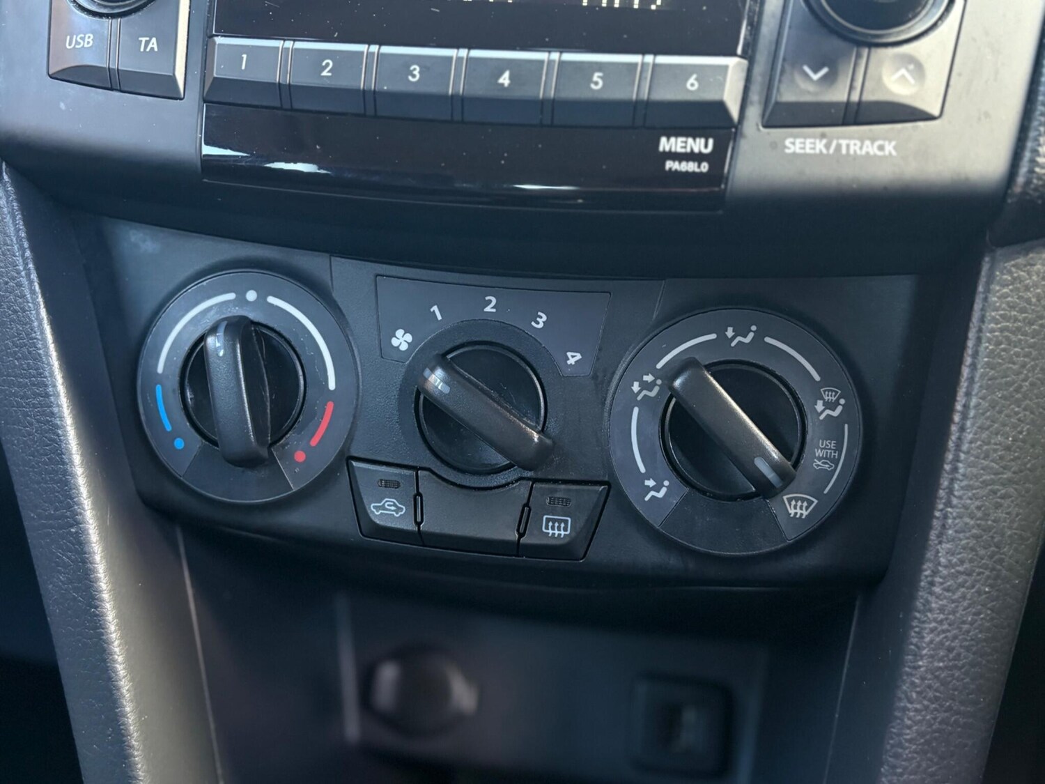 Used Suzuki Swift 2012 for sale - 78122237: Photo 43