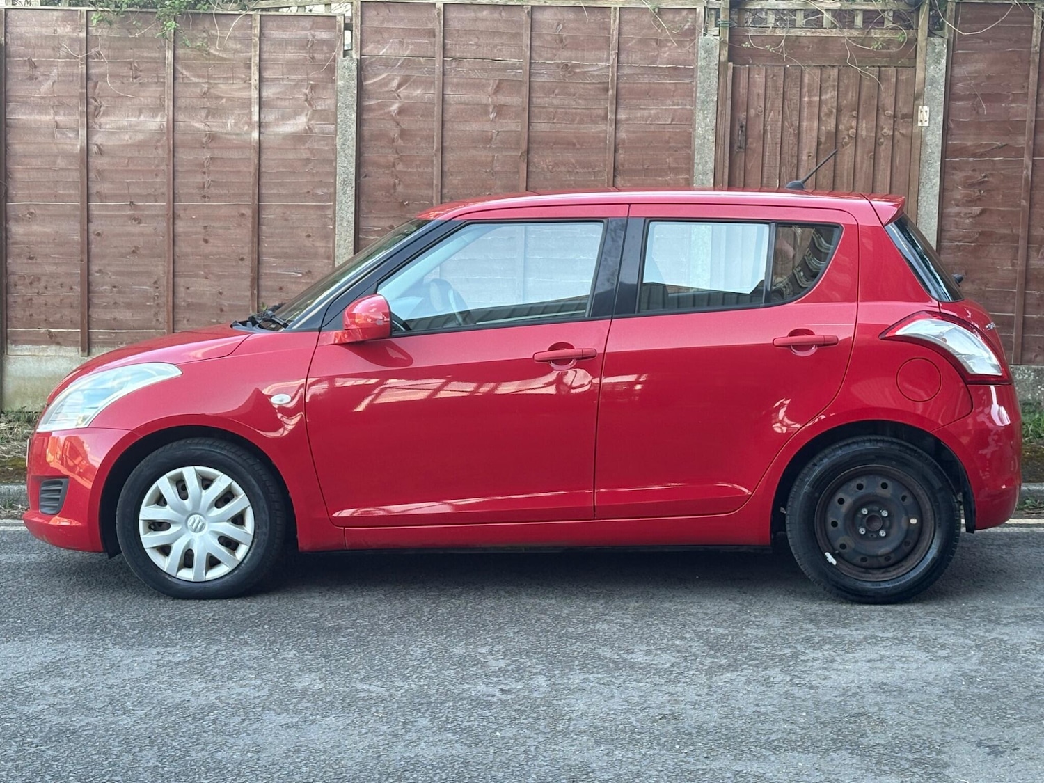 Used Suzuki Swift 2012 for sale - 78122237: Photo 5