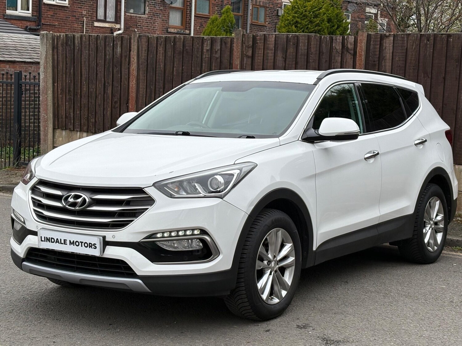 Used Hyundai Santa Fe 2017 for sale - 78177255: Photo 11