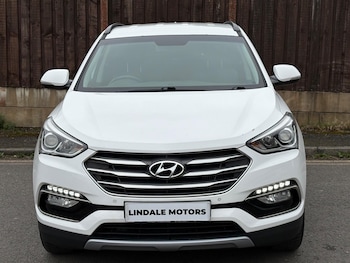 Used Hyundai Santa Fe 2017 for sale - 78177255: Photo