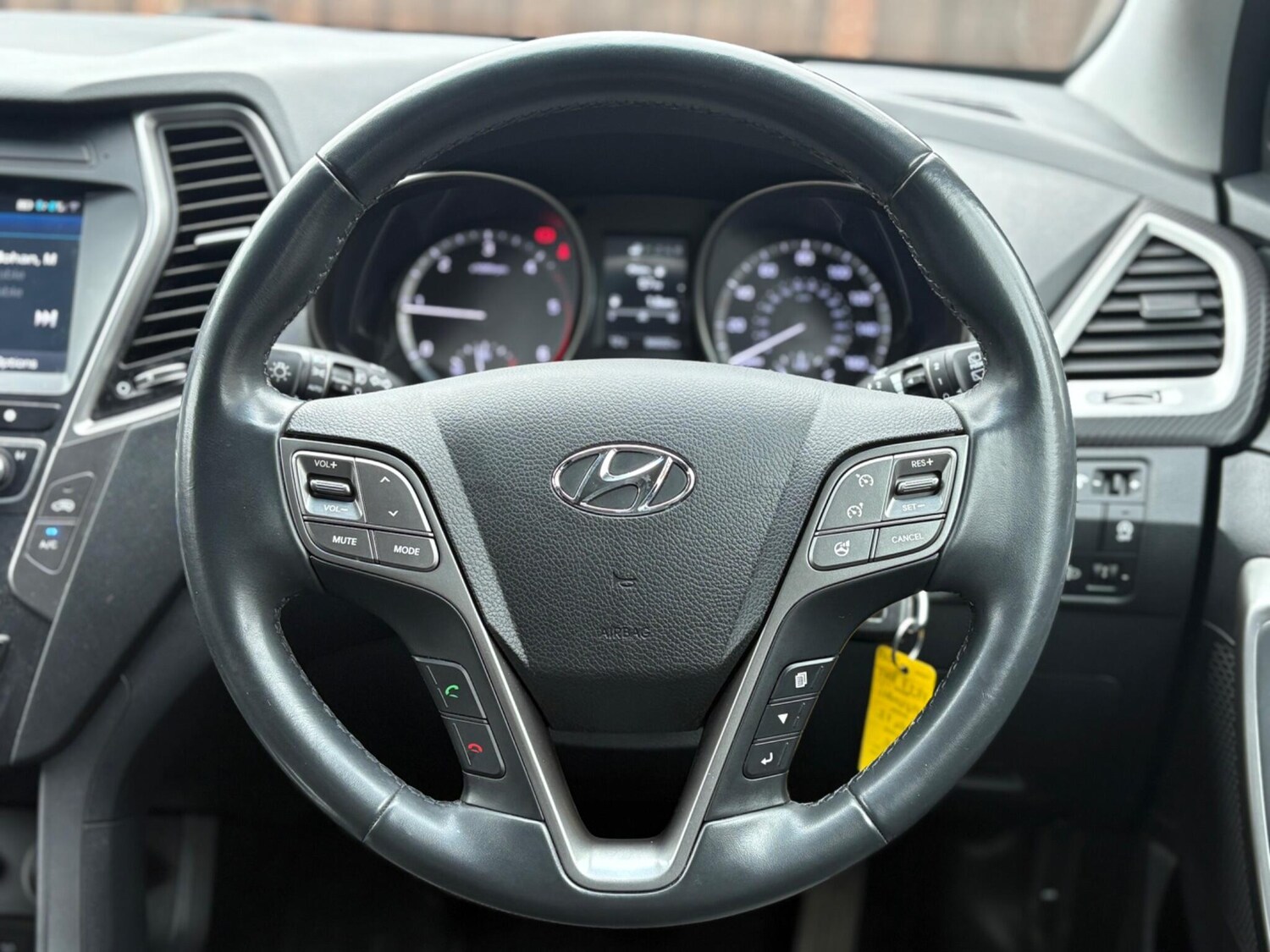 Used Hyundai Santa Fe 2017 for sale - 78177255: Photo 31