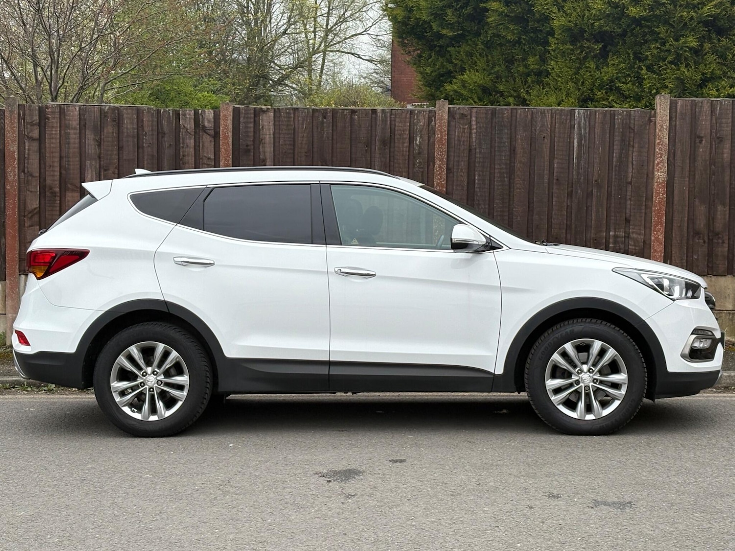 Used Hyundai Santa Fe 2017 for sale - 78177255: Photo 6