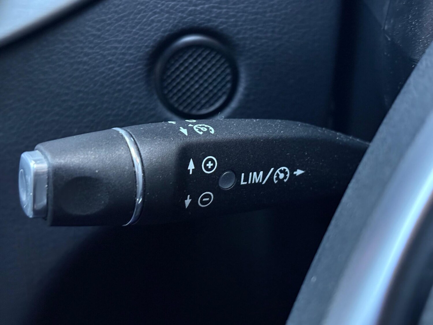 Used Mercedes-Benz GLA 2016 for sale - 78043309: Photo 33