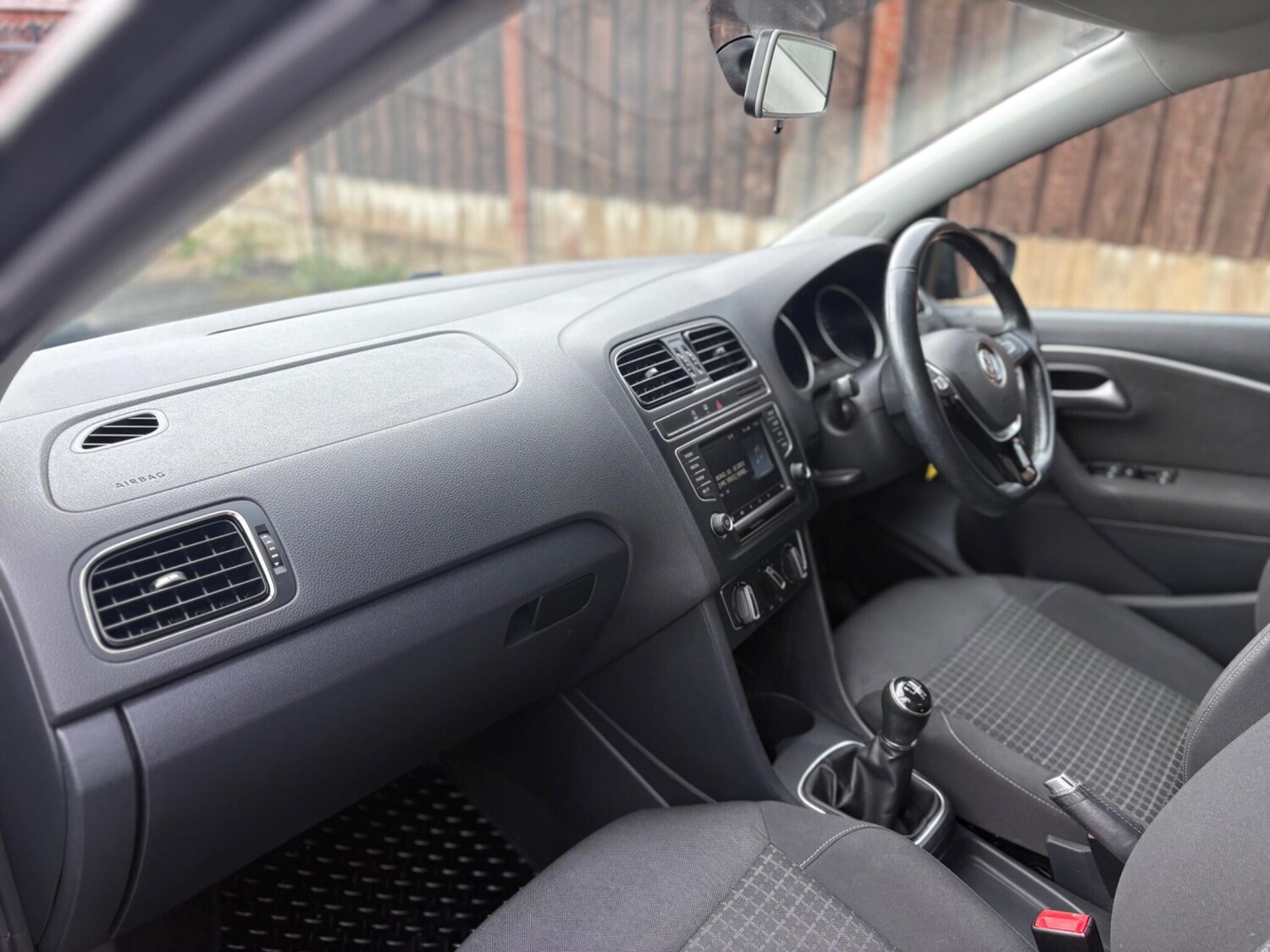 Used Volkswagen Polo for sale - 78182617: Photo 27